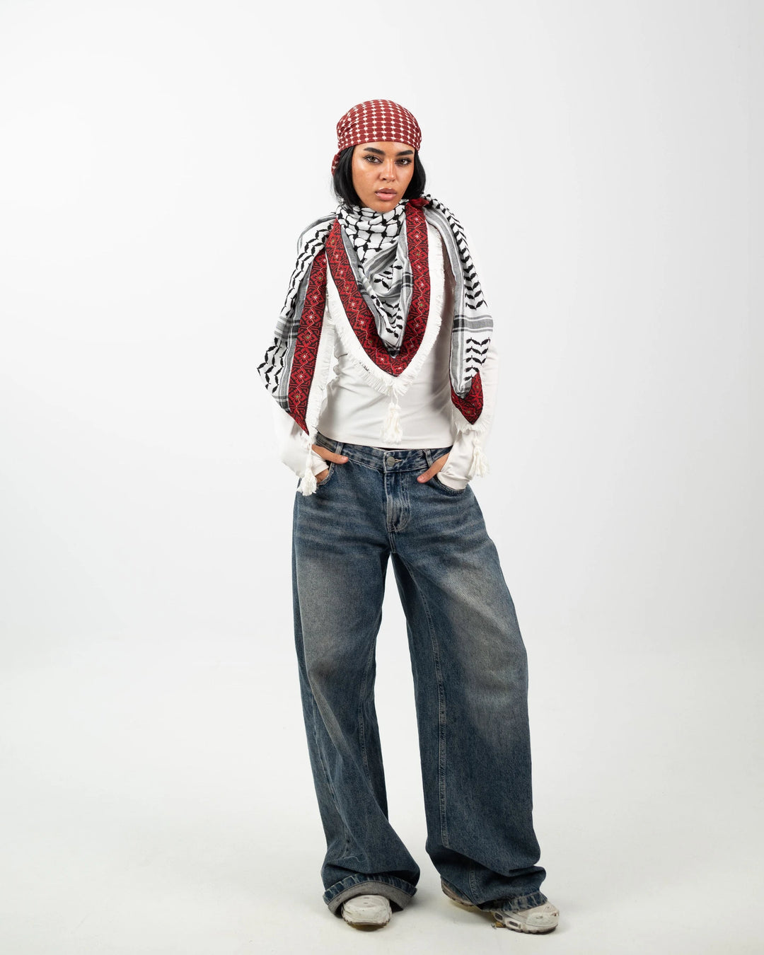 Embroidered Legacy – Red Rose kuffeyah
